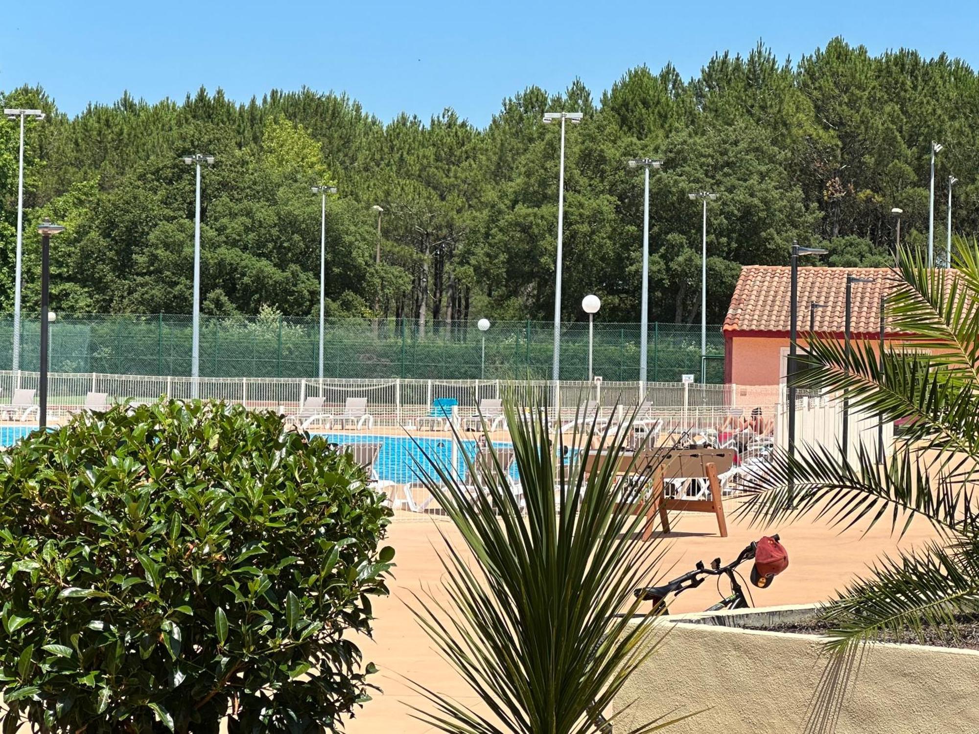 סוסטון Residence Mes Amours D'Enfants - Les Villas Du Lac מראה חיצוני תמונה